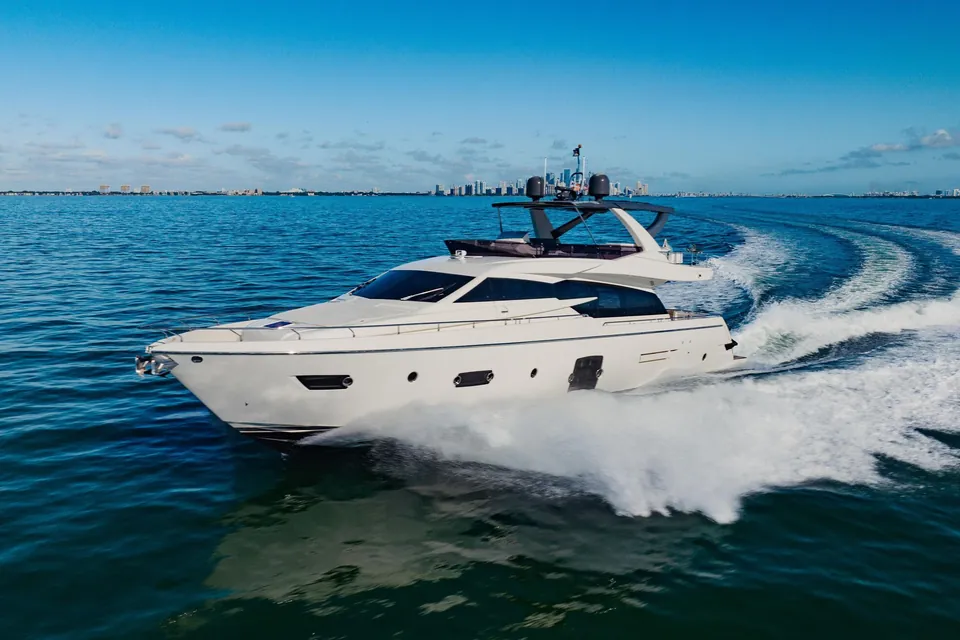 Sami Kay III, 2017 Ferretti 750, photo 3
