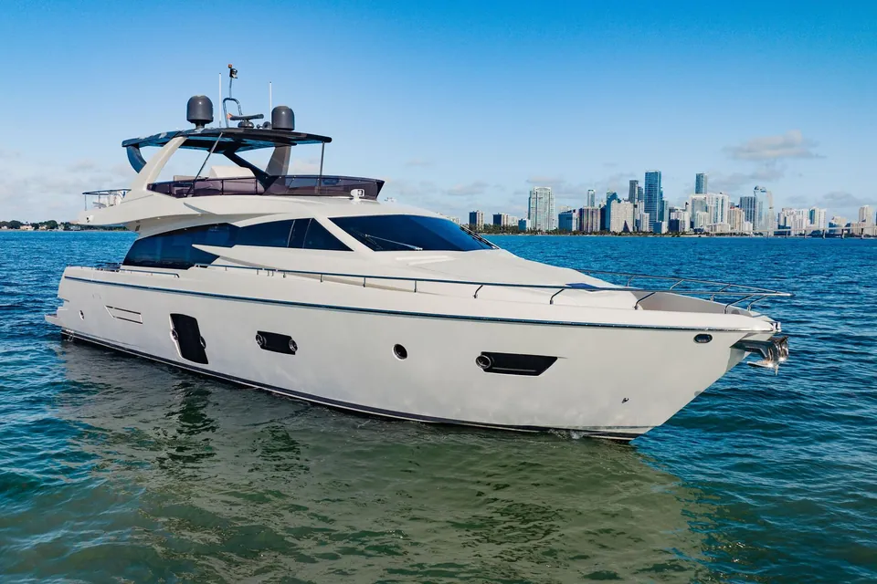 Sami Kay III, 2017 Ferretti 750, photo 9