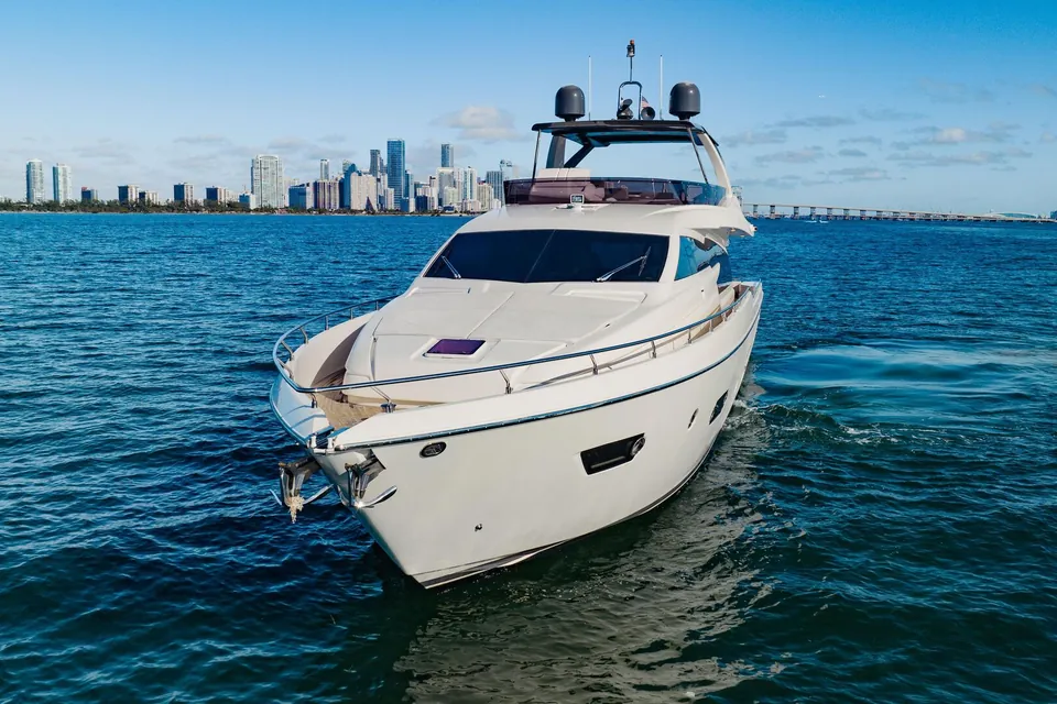 Sami Kay III, 2017 Ferretti 750, photo 12