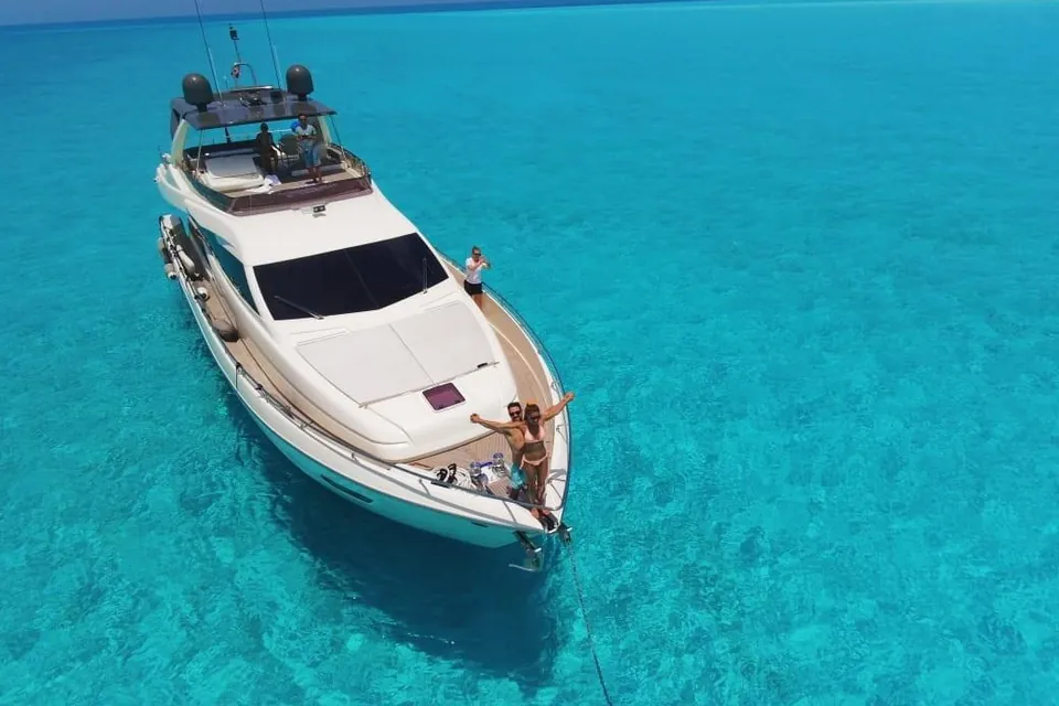 Sami Kay III, 2017 Ferretti 750, photo 15