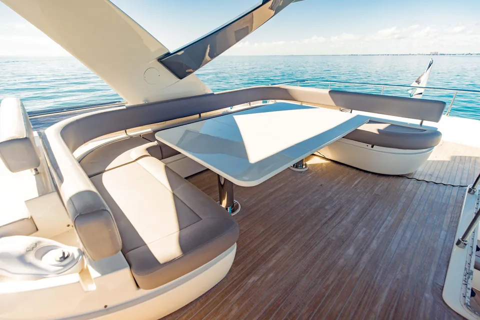 Sami Kay III, 2017 Ferretti 750, photo 31
