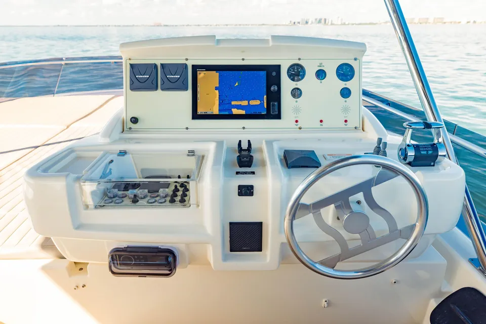 Sami Kay III, 2017 Ferretti 750, photo 43