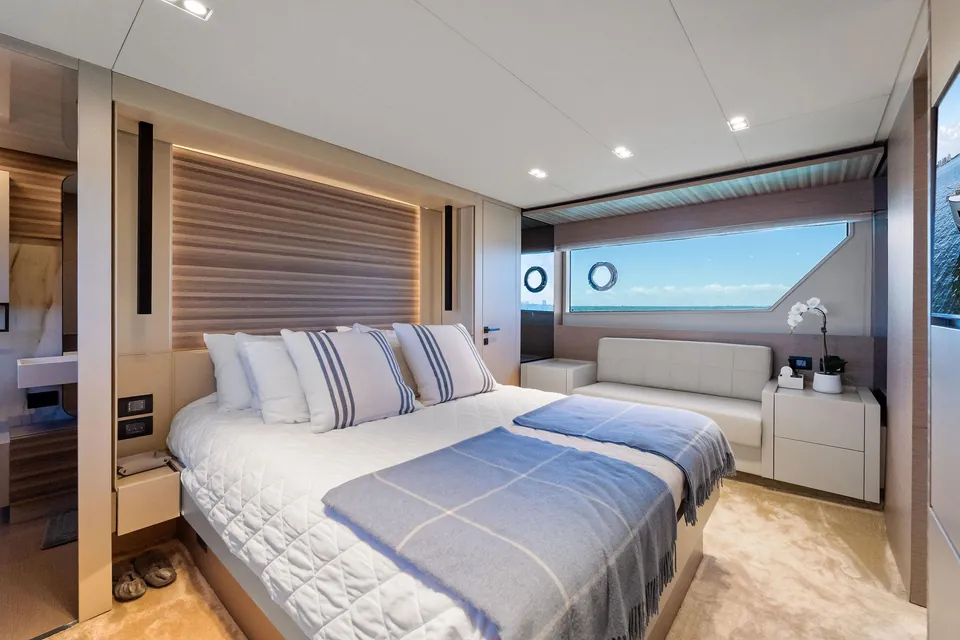 Giulia, 2023 Ferretti 670, photo 9