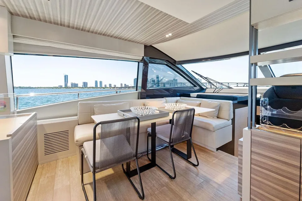 Giulia, 2023 Ferretti 670, photo 15
