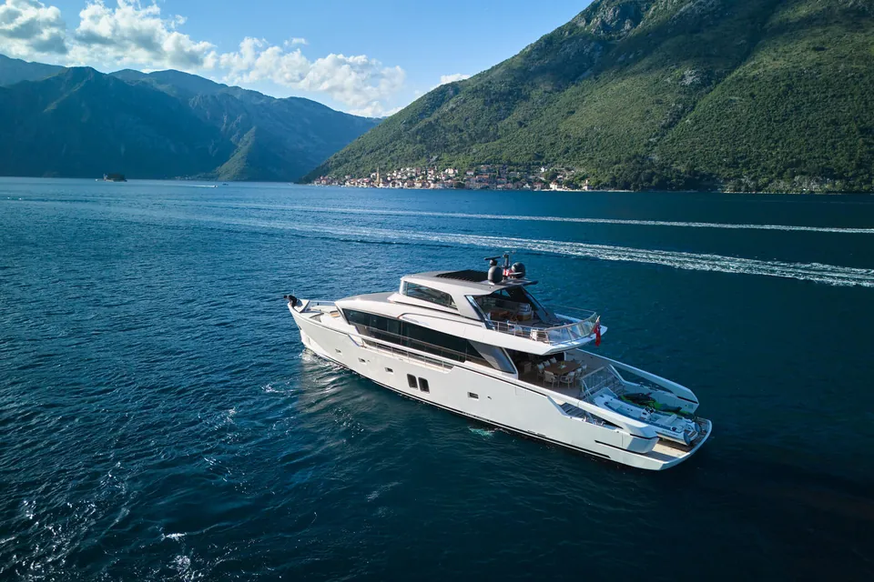 Zaffiro III, 2020 Sanlorenzo SX88, photo 11