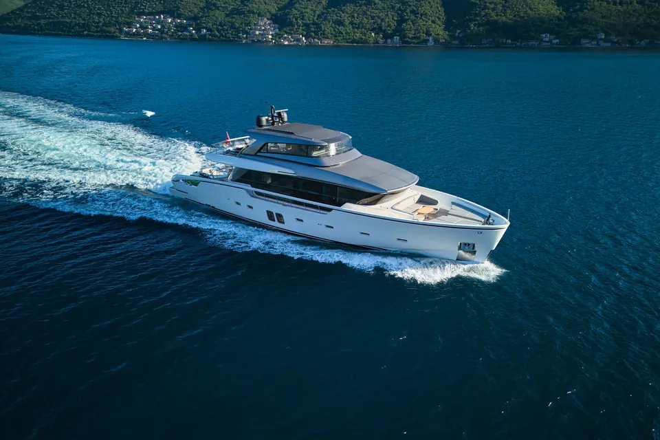 Zaffiro III, 2020 Sanlorenzo SX88, photo 17