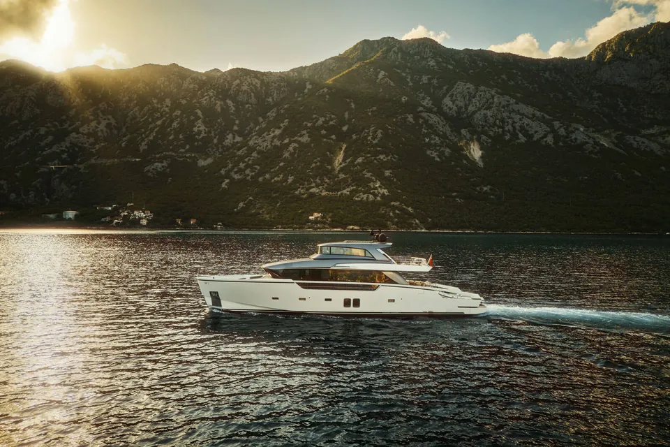 Zaffiro III, 2020 Sanlorenzo SX88, photo 18