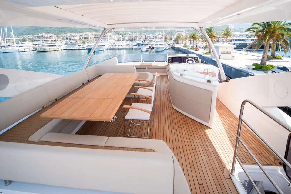 Sunseeker 76Y, 2020 Sunseeker 76 Yacht, photo 16