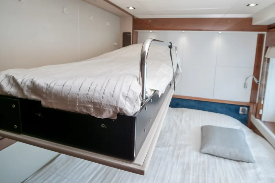 Sunseeker 76Y, 2020 Sunseeker 76 Yacht, photo 32