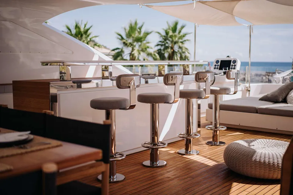 Oli, 2016 Benetti Mediterraneo 116, photo 6