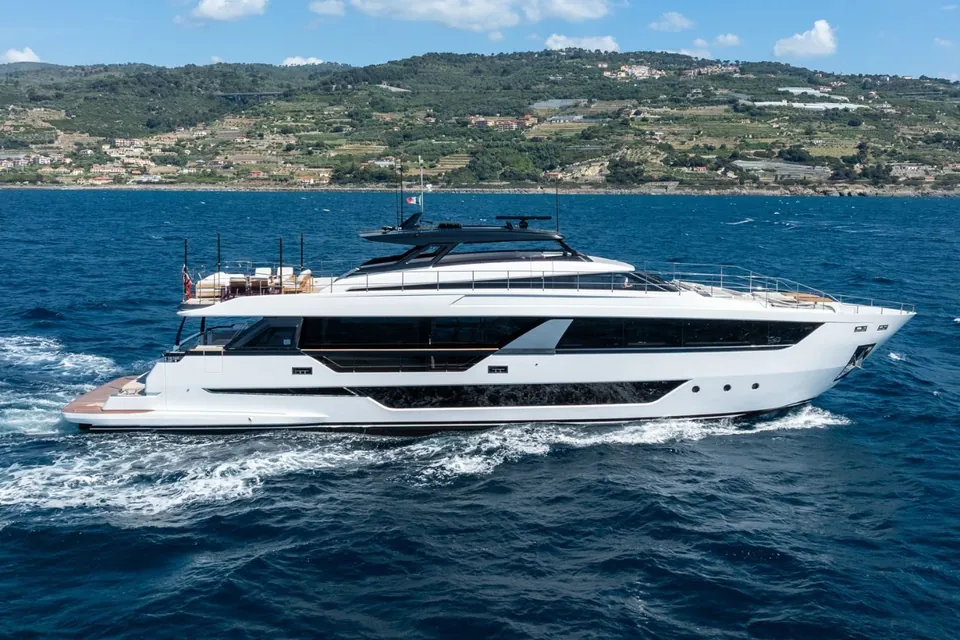 Sunset, 2024 Ferretti 1000, photo 1