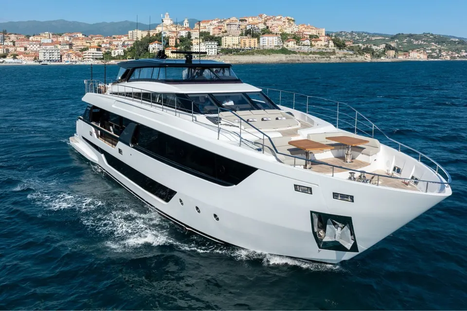 Sunset, 2024 Ferretti 1000, photo 2