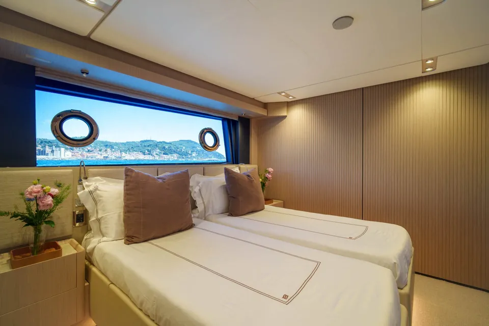 Sunset, 2024 Ferretti 1000, photo 19