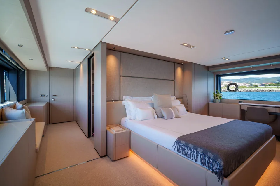 Sunset, 2024 Ferretti 1000, photo 26