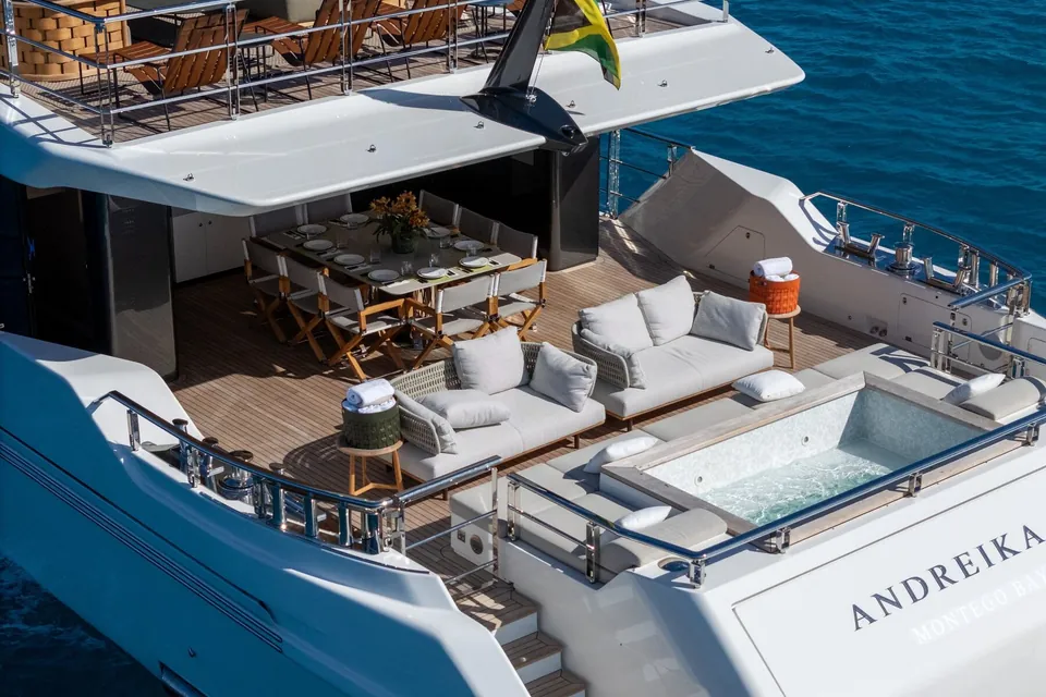 2026 Alpha Custom Yachts Squalo 100, photo 3