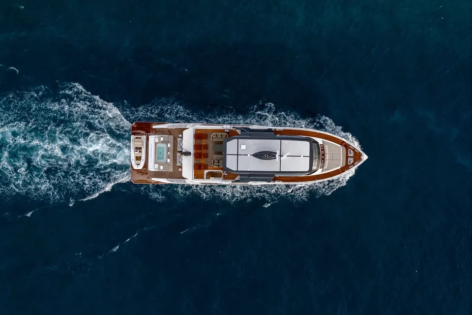 2026 Alpha Custom Yachts Squalo 100, photo 7