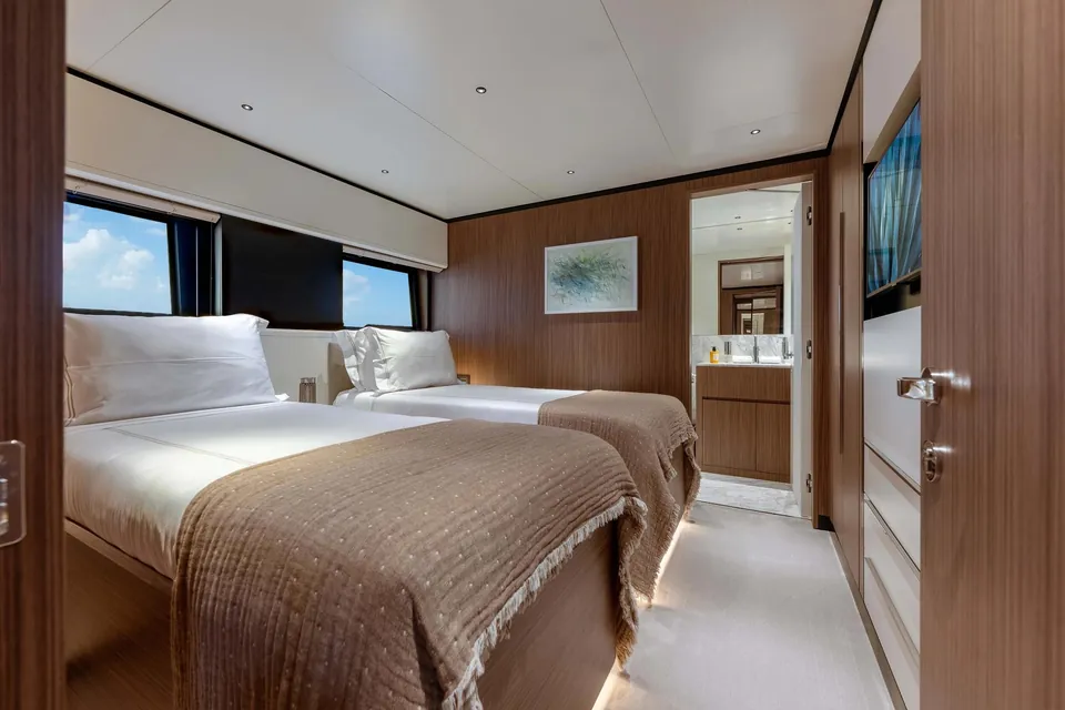 2026 Alpha Custom Yachts Squalo 100, photo 20