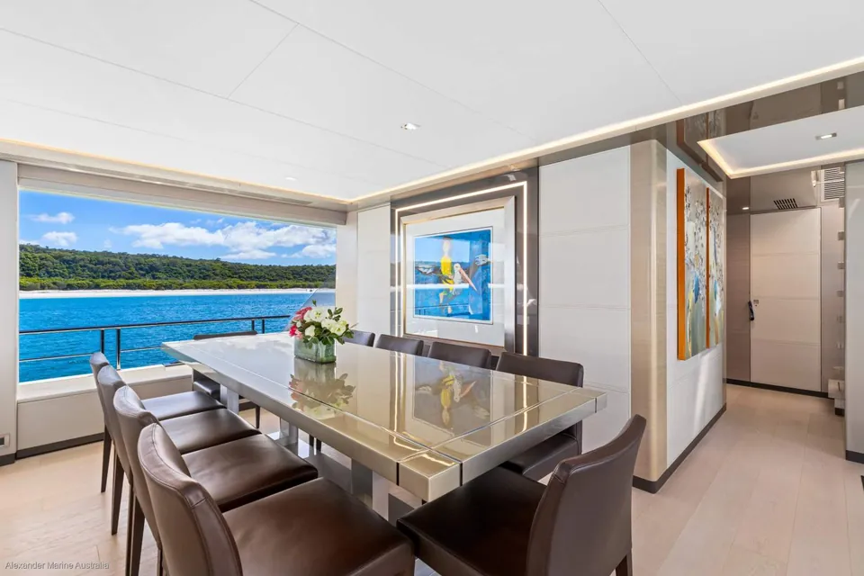Lucia, 2023 Ocean Alexander 28E, photo 5