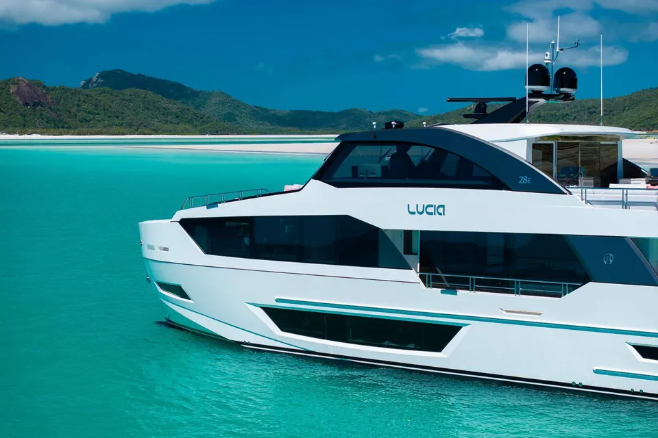 Lucia, 2023 Ocean Alexander 28E, photo 30
