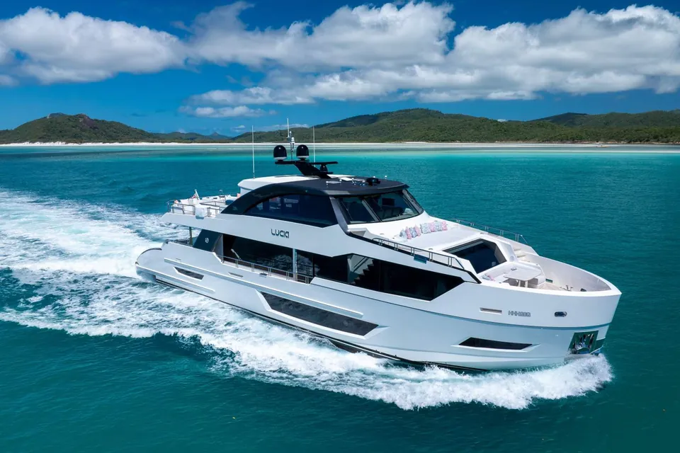 Lucia, 2023 Ocean Alexander 28E, photo 31