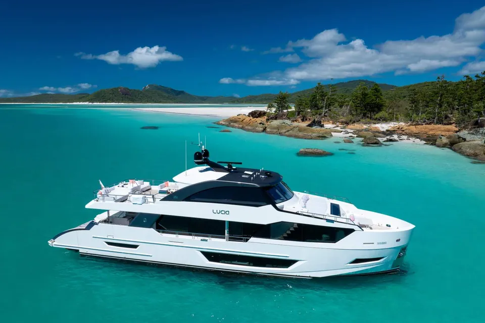 Lucia, 2023 Ocean Alexander 28E, photo 32