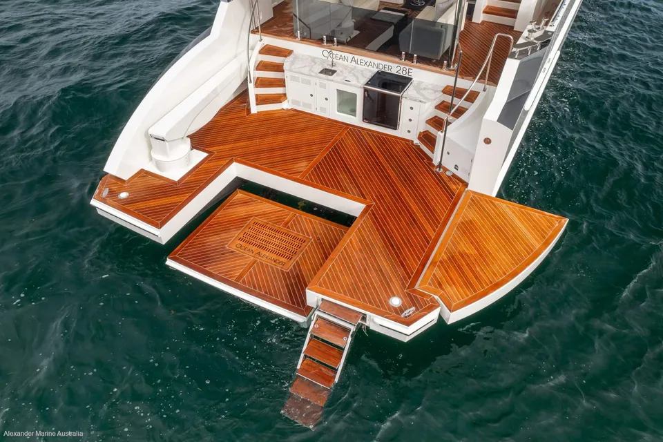 Lucia, 2023 Ocean Alexander 28E, photo 43