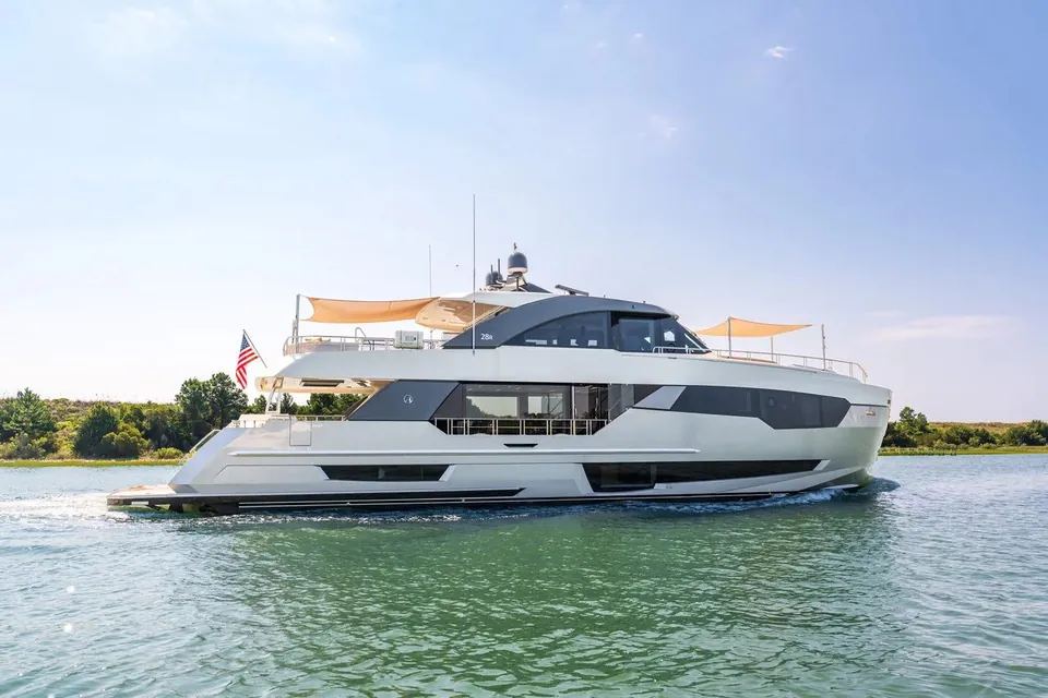 Dock Dock Goose, 2021 Ocean Alexander 28R, photo 2