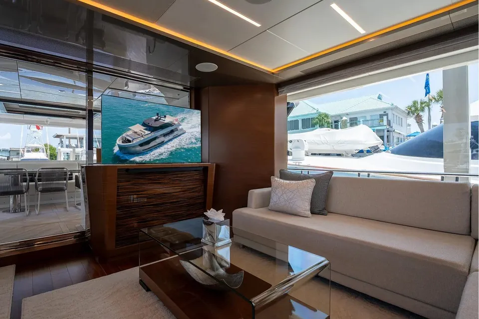 Dock Dock Goose, 2021 Ocean Alexander 28R, photo 12