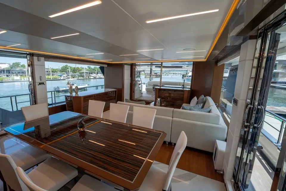 Dock Dock Goose, 2021 Ocean Alexander 28R, photo 15