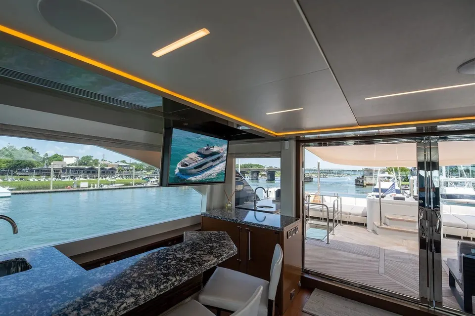 Dock Dock Goose, 2021 Ocean Alexander 28R, photo 45
