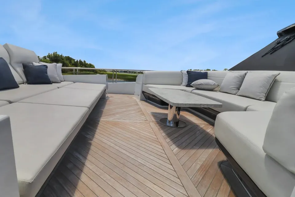 Dock Dock Goose, 2021 Ocean Alexander 28R, photo 59