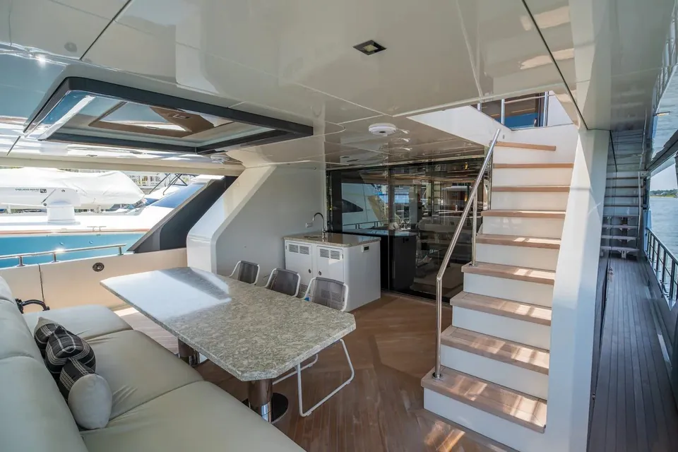 Dock Dock Goose, 2021 Ocean Alexander 28R, photo 61
