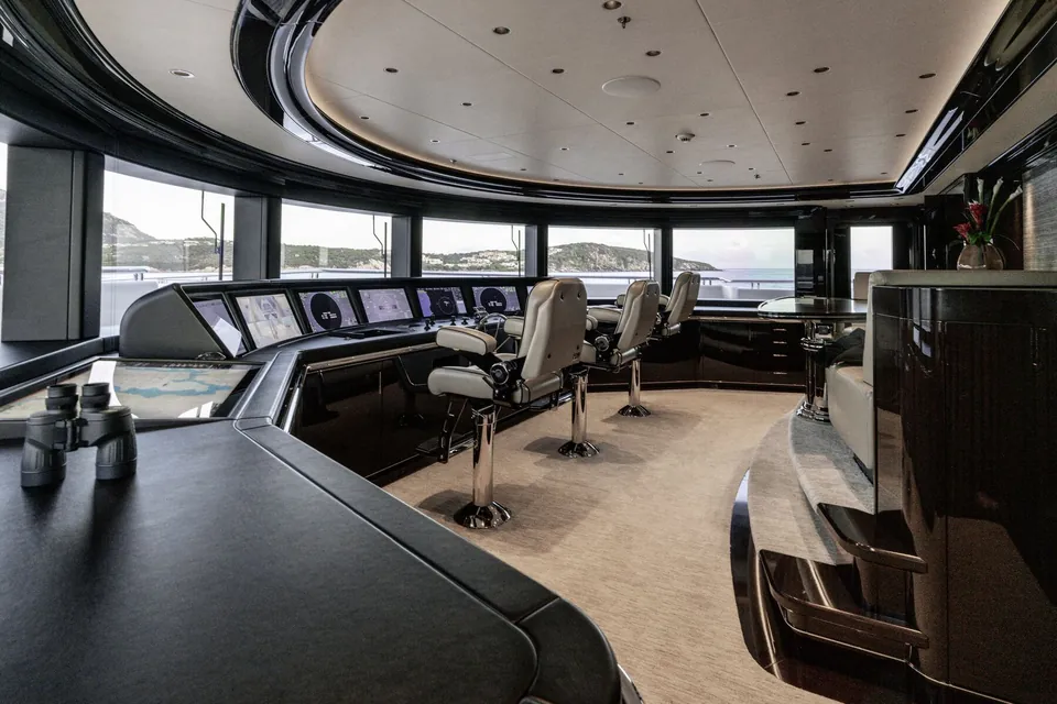 Boardwalk V, 2021 Feadship Custom, photo 9