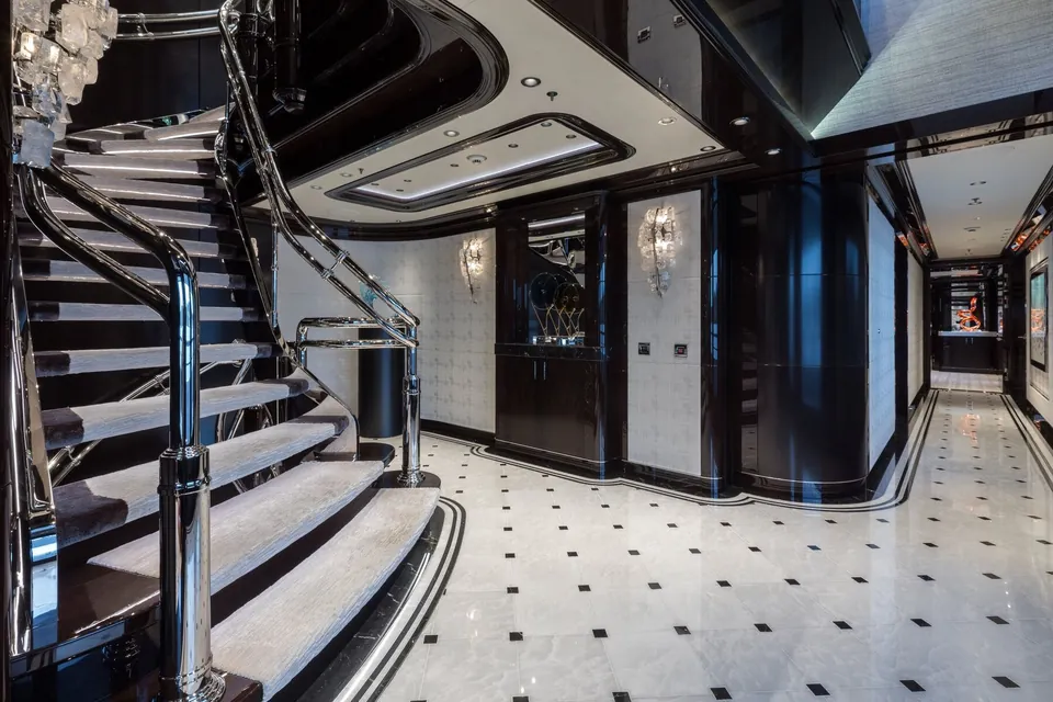 Boardwalk V, 2021 Feadship Custom, photo 43