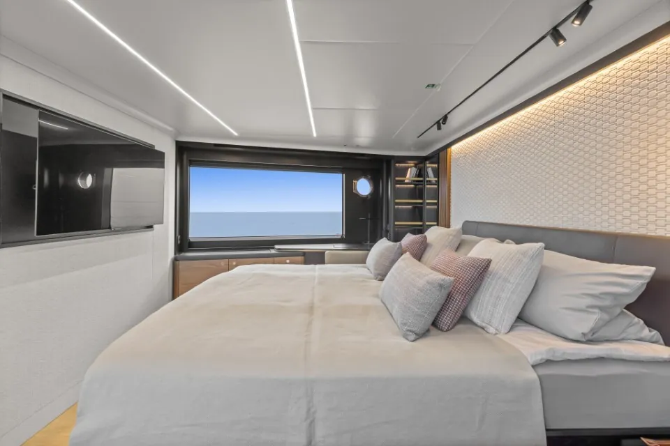 The One, 2024 Absolute Yachts Navetta 64, photo 24