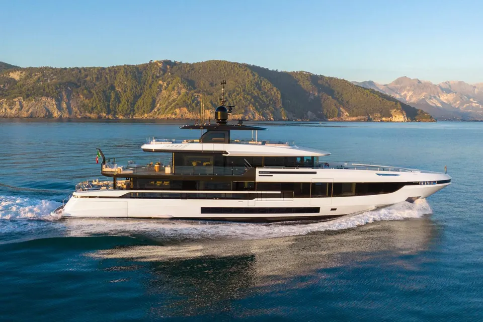 2028 Mangusta Oceano 44, photo 1