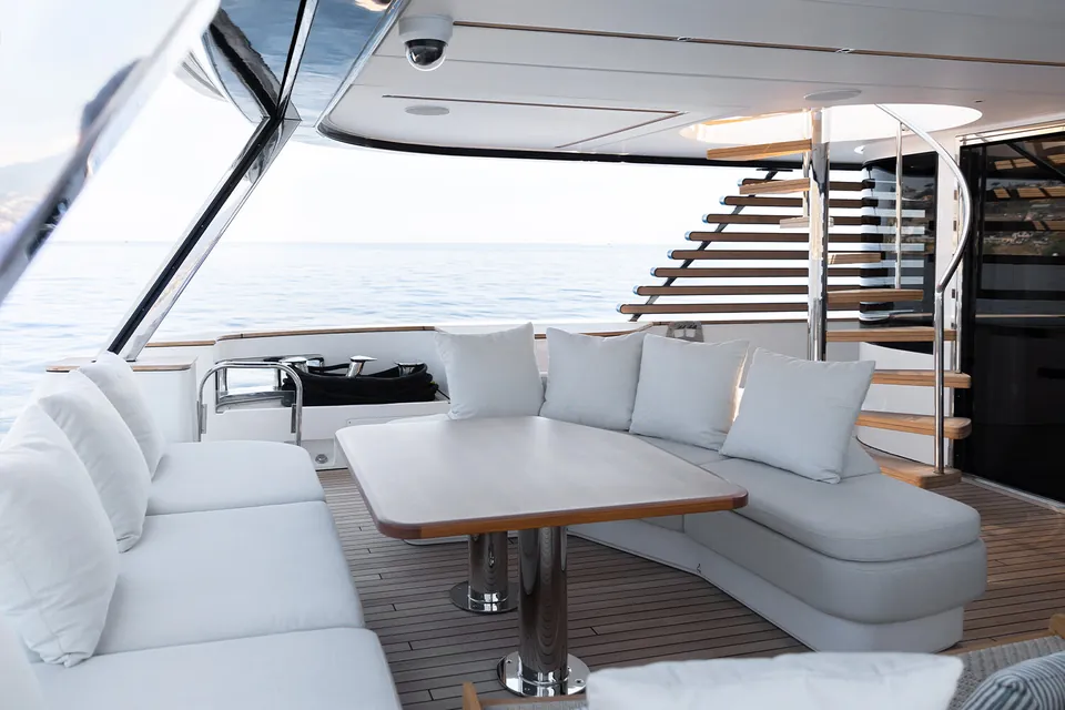 Alexandra, 2025 Azimut Magellano 30M, photo 9