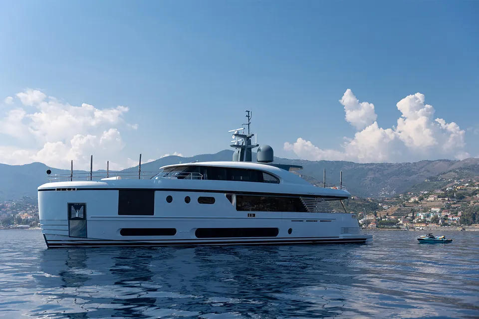 Alexandra, 2025 Azimut Magellano 30M, photo 10