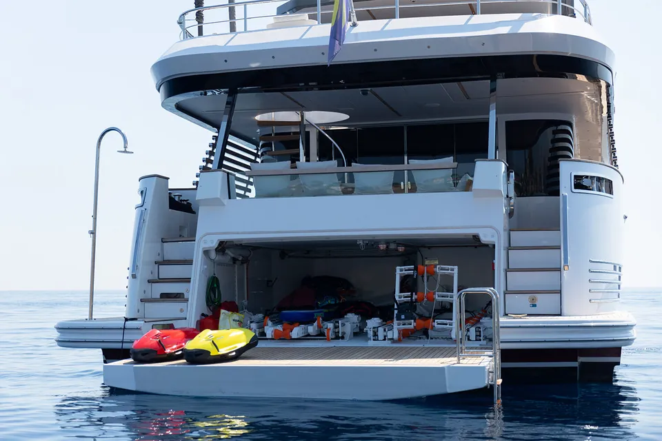 Alexandra, 2025 Azimut Magellano 30M, photo 14