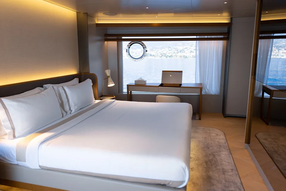 Alexandra, 2025 Azimut Magellano 30M, photo 32