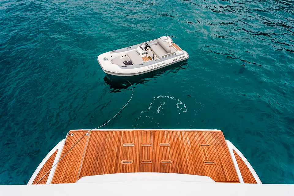 Lastochka, 2018 Azimut Grande 25M, photo 9