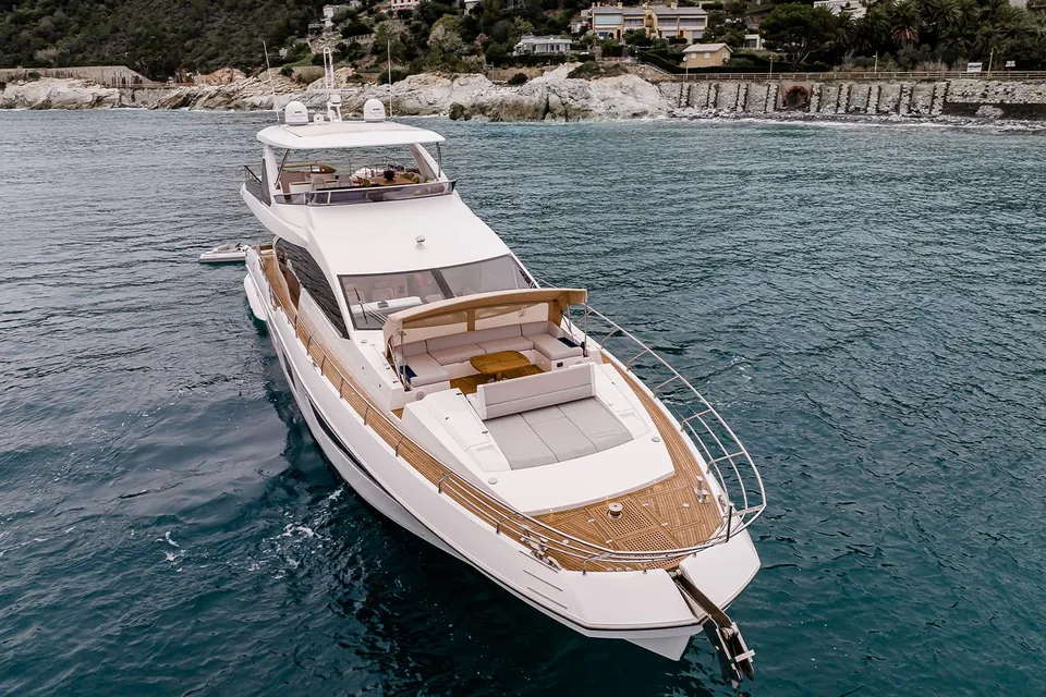 Lastochka, 2018 Azimut Grande 25M, photo 11