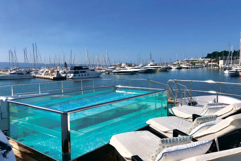 Lady M II, 2015 Benetti Crystal 140, photo 5