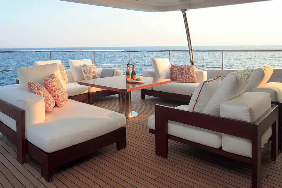 Lady M II, 2015 Benetti Crystal 140, photo 12