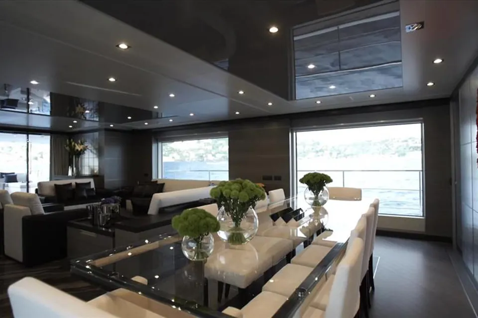 Charisma, 2015 Benetti Fast 125, photo 15