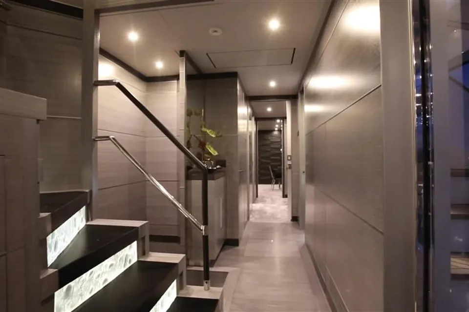 Charisma, 2015 Benetti Fast 125, photo 16