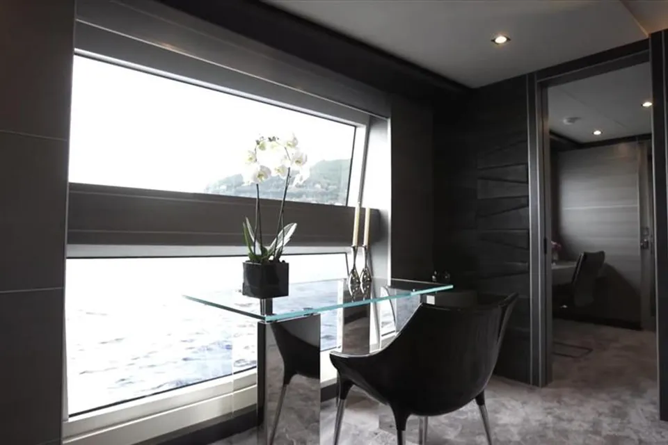 Charisma, 2015 Benetti Fast 125, photo 19