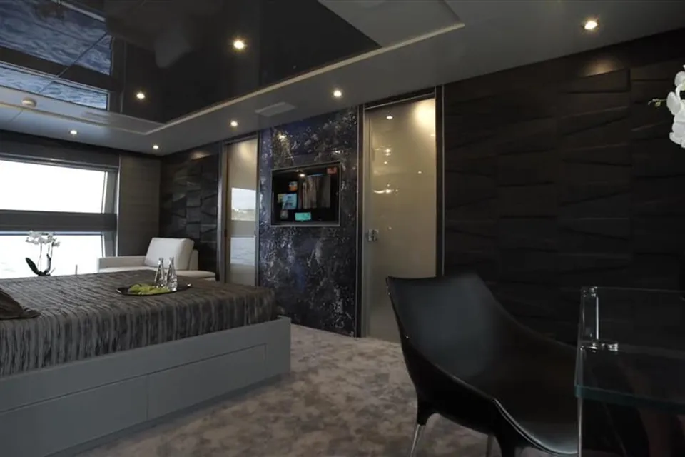 Charisma, 2015 Benetti Fast 125, photo 20