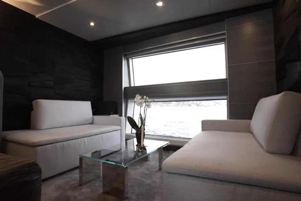 Charisma, 2015 Benetti Fast 125, photo 23