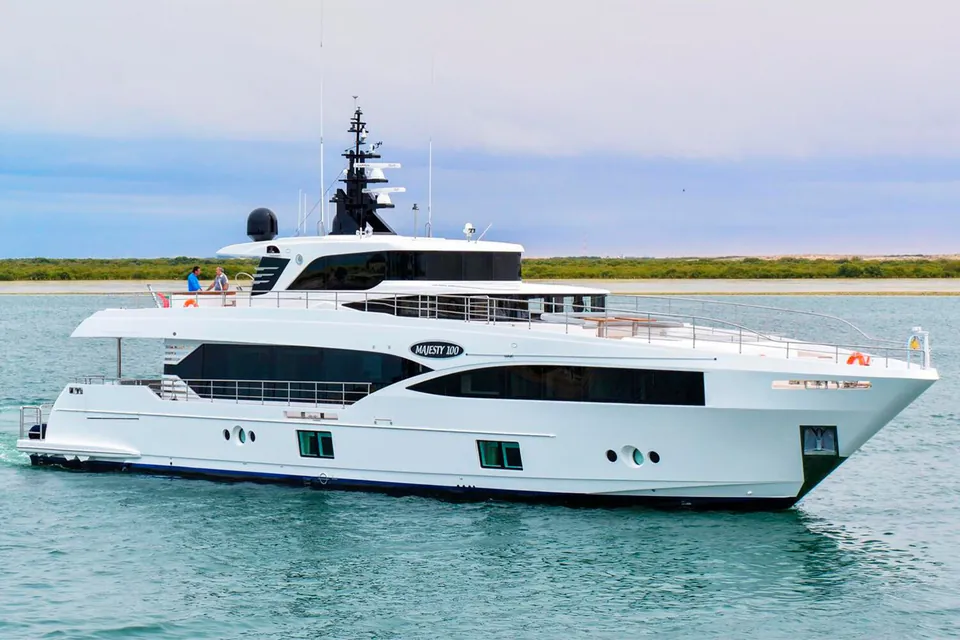 2019 Majesty Yachts 100, photo 1